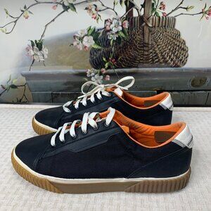 Zara Mens  Size 11.5 Black Constrasting Casual Sneakers With Gum Sole